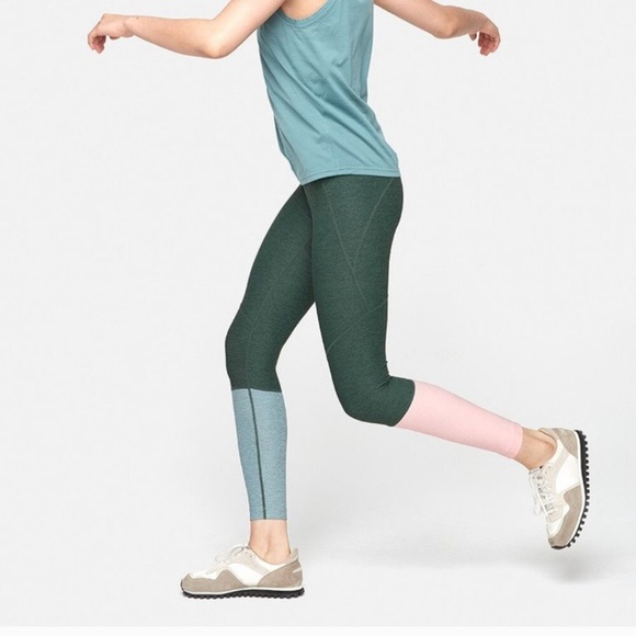 Outdoor Voices Dipped Leggings - Picture 2 of 8